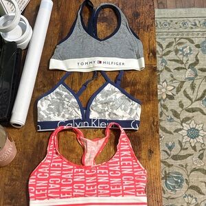 Calvin Klein Women's Sports Bra Set - Gray, Blue, Red